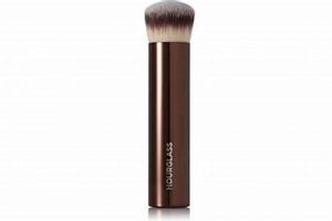 Best Hourglass Vanish Brush: Flawless Finish Tips! | Best Final Touch: Elevate Your Projects with Professional Finishing